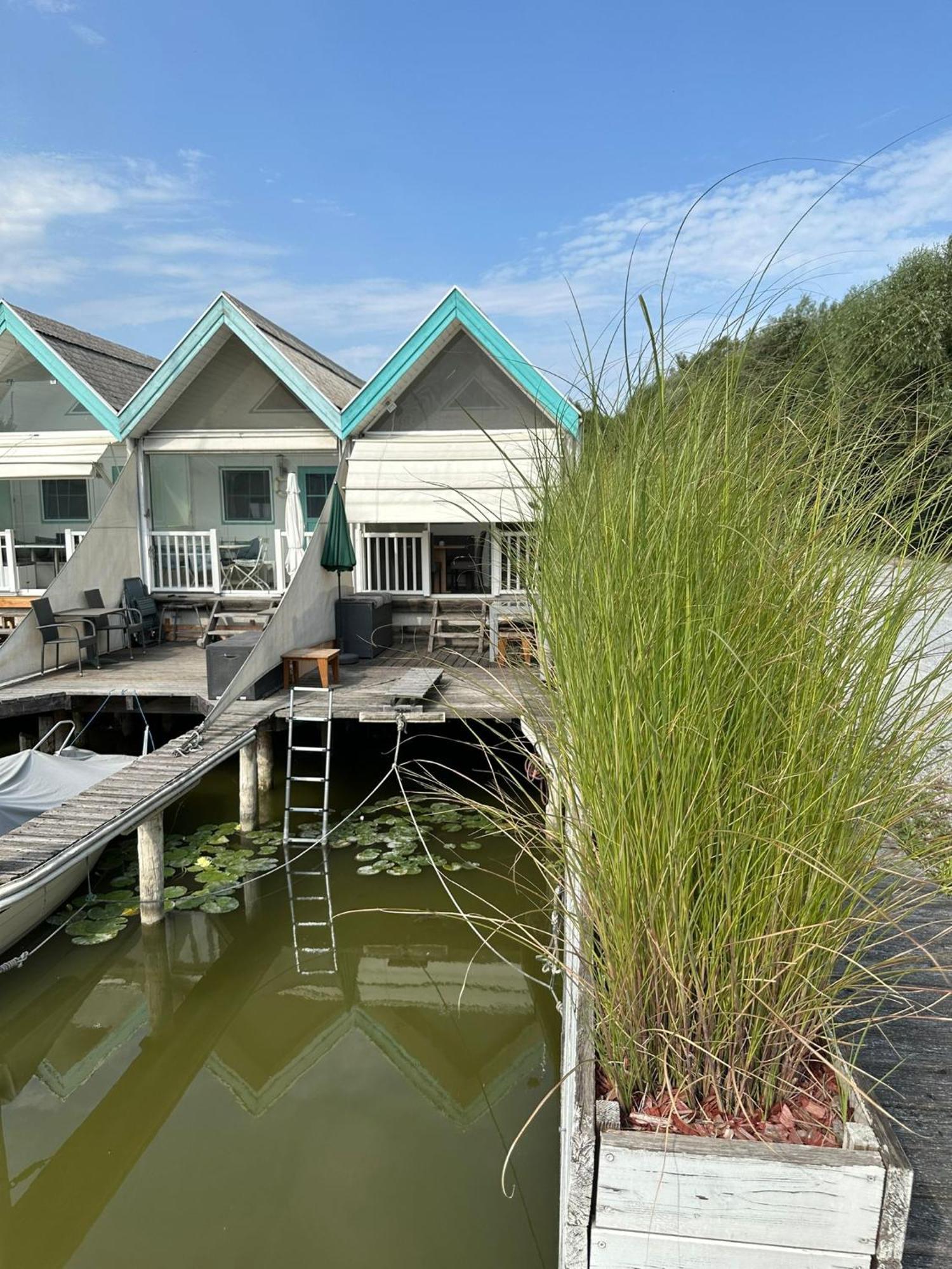 Haus Am See Neusiedl am See Bagian luar foto