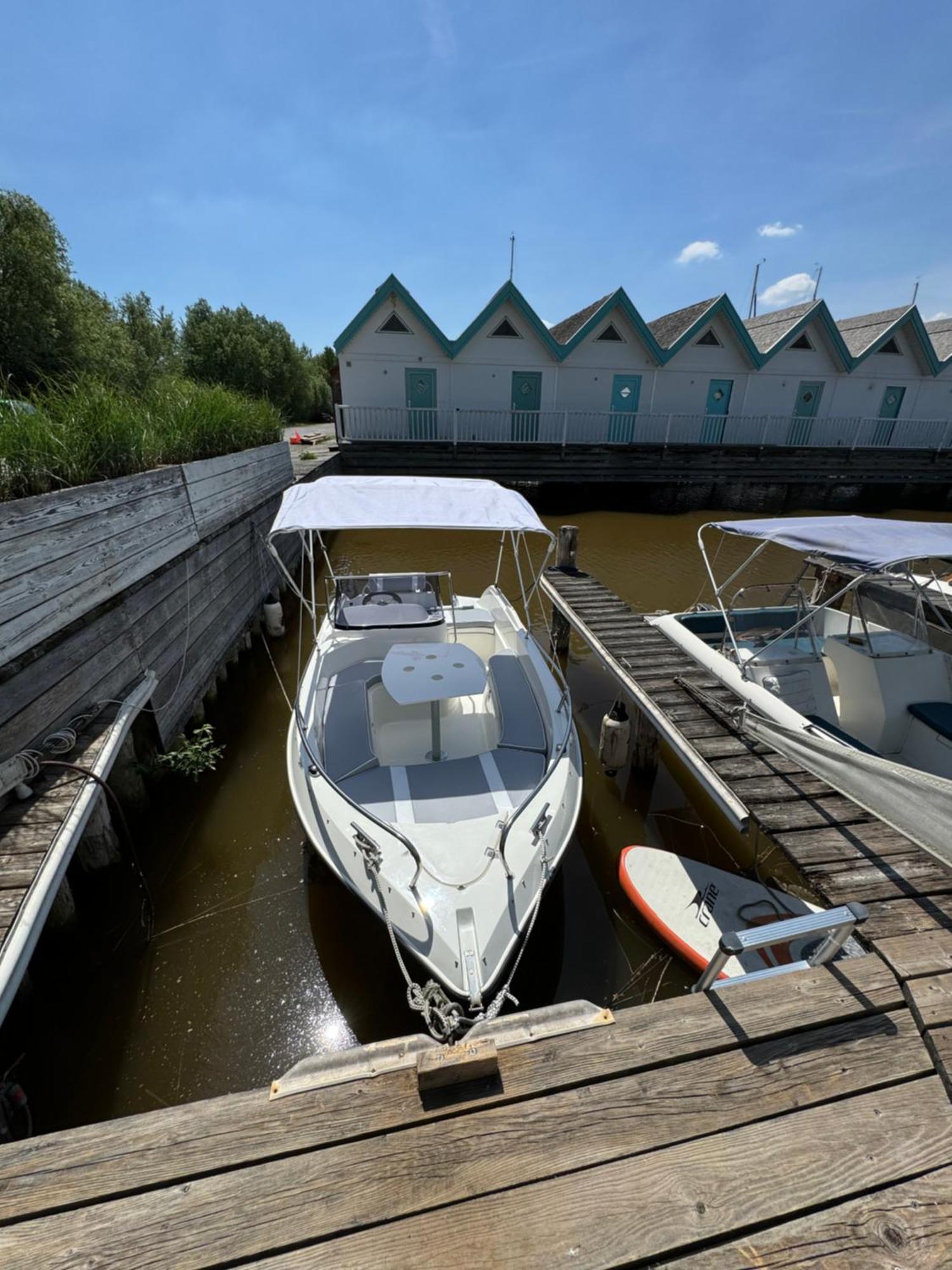 Haus Am See Neusiedl am See Bagian luar foto